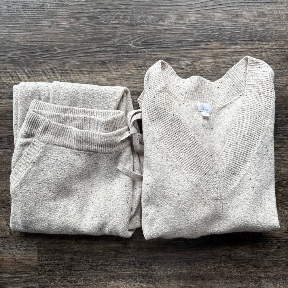 Sweater Set - joggers & v-neck sweater - speckled cream color - cotton blend